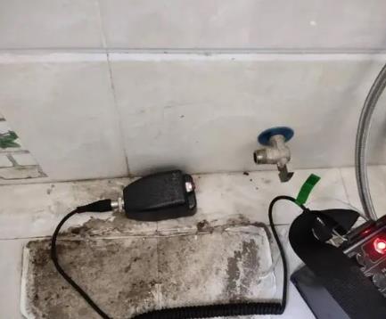呼和浩特市屋顶漏水维修公司分享下卫生间漏水的危害及解决方法