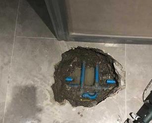 呼和浩特市阳台漏水维修公司分享下暖气管道漏水的原因有哪些